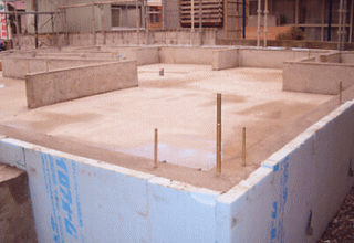 �ψ��Ŋ�b�^�g���